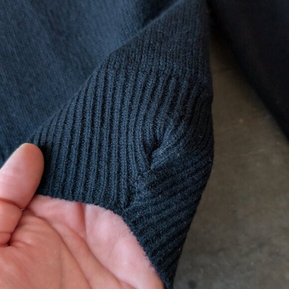 Brochu Walker The Everyday Cashmere Bright Crew in Black large - Picture 6 of 10